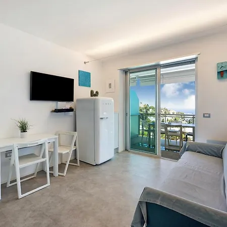 Modus Vivendi Trilocale Deluxe Hotel apartamentowy 3*