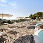 Modus Vivendi Trilocale Deluxe Apartmanhotel 3*