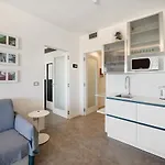 Apartmanhotel Modus Vivendi Trilocale Deluxe 3*