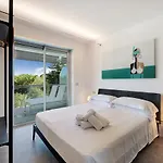 Apartmanhotel Modus Vivendi Trilocale Deluxe 3*